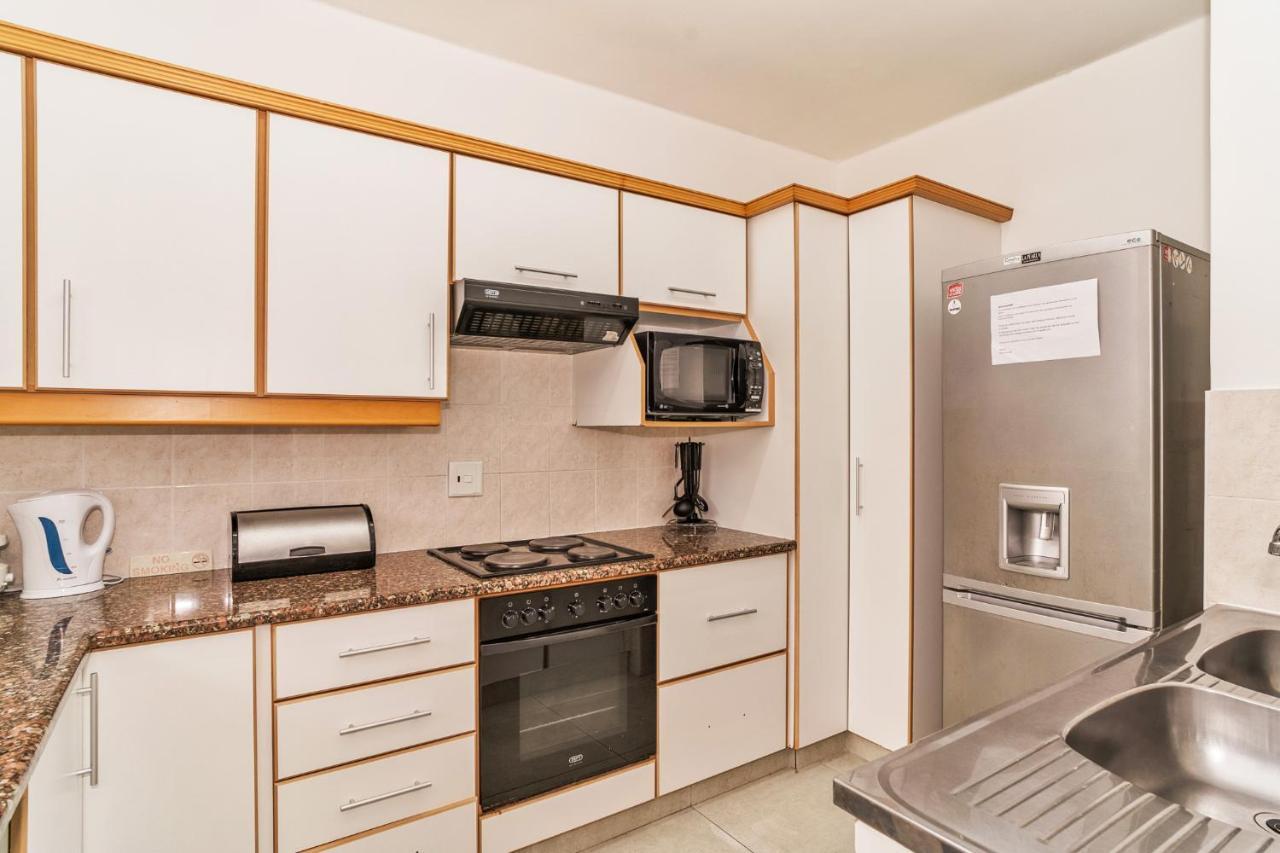 2 Ipanema Umhlanga Garden Unit Next Door To The Oyster Box Apartamento Durban